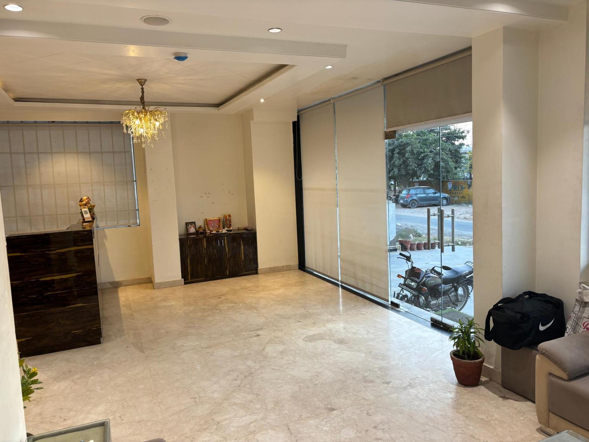 Hotel Karma Near Exhibition And Convention Centre *
